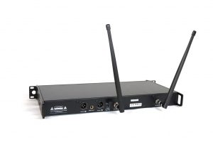RFIntell QL7R/T1-B 720,500-754,000 МГц 2-канальная радиосистема с 2-мя ручными микрофонами в Новгородской области